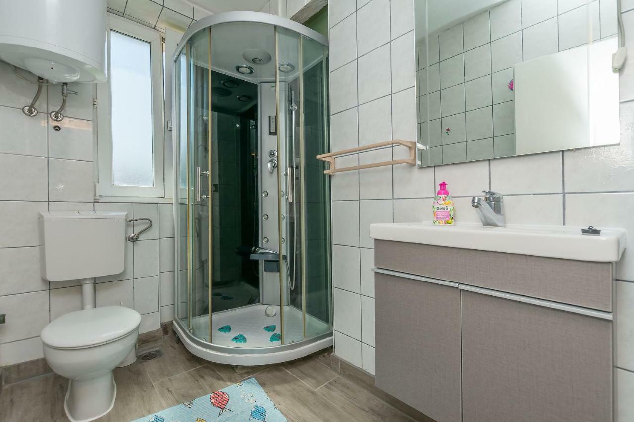 Apartment Mandic Omiš Zewnętrze zdjęcie